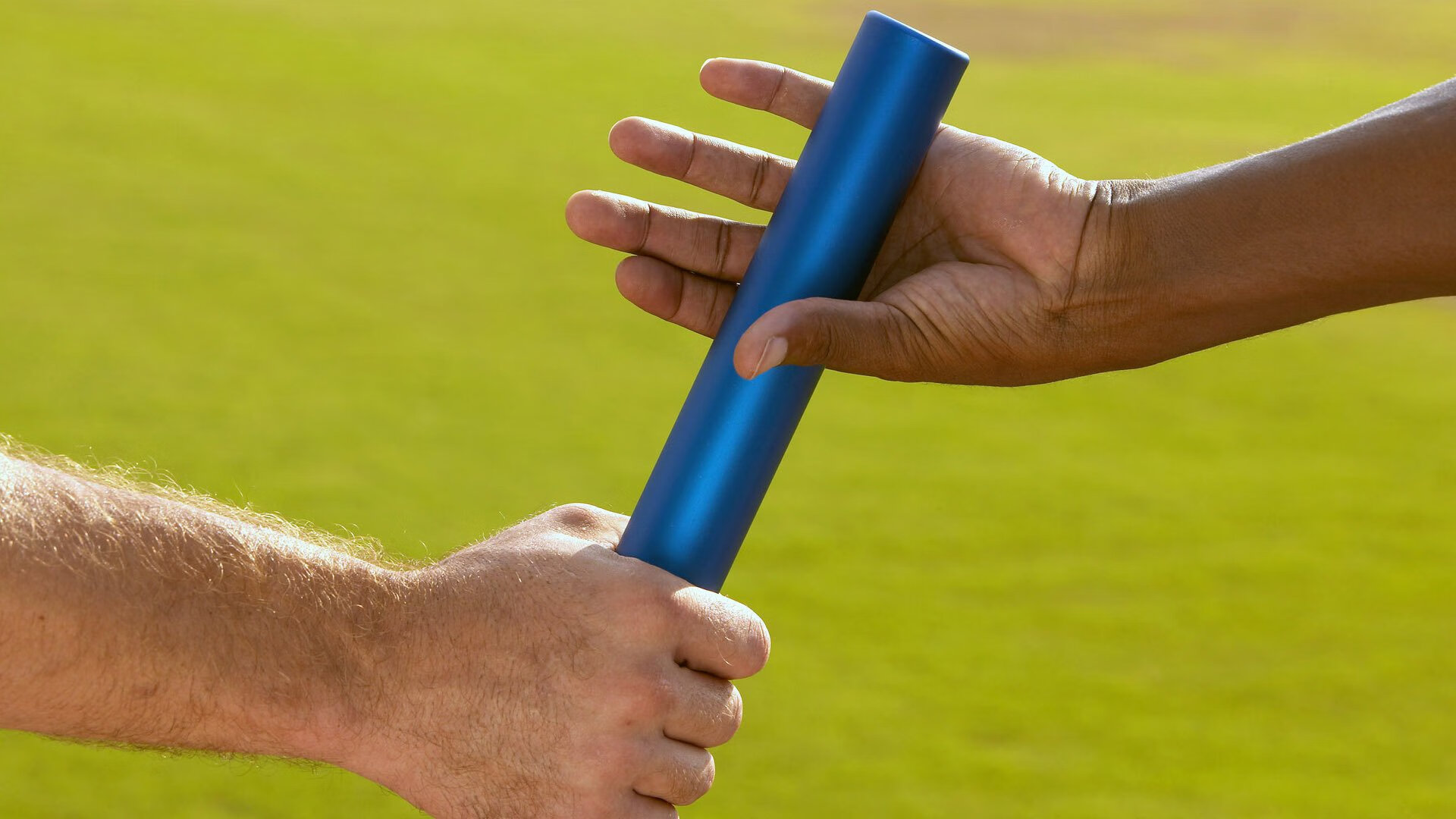 “英超劲旅迎来关键战役，锁定冠军目标！”，英超老牌劲旅