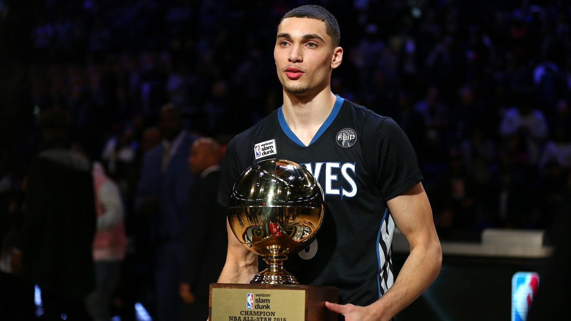 青少年“希望之光”在新疆乌鲁木齐点亮，助力边远地区体育发展